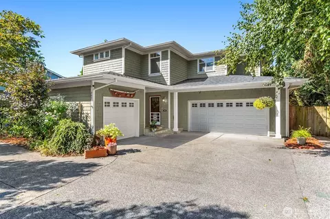 902 S Linden Ln, Tacoma, WA 98465