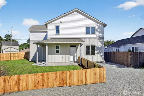 1561 Alabama St, Longview, WA 98632