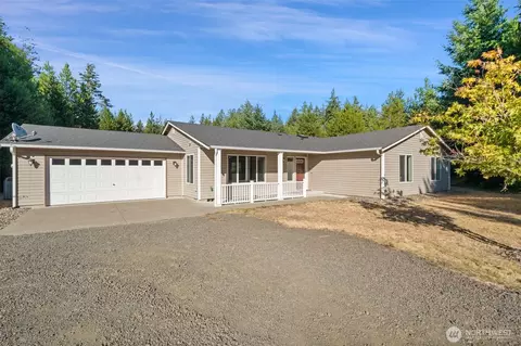52 E Mikkelsen Rd, Shelton, WA 98584