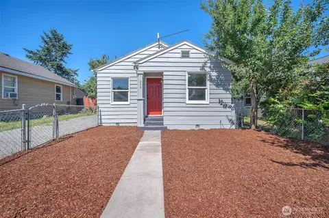 229 23rd Ave, Longview, WA 98632