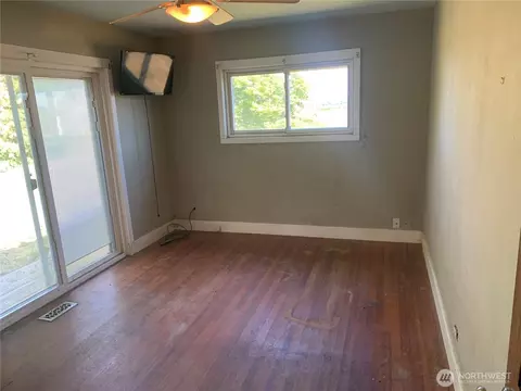 Bedroom - 3037 Massey Rd, Everson, WA 98247 photo 2 of 2