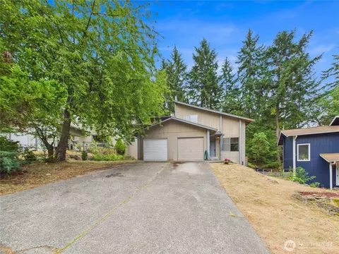 7610 Shilohwood Pl NW, Bremerton, WA 98311
