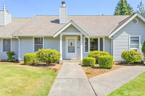 1843 Main St #G2, Lynden, WA 98264
