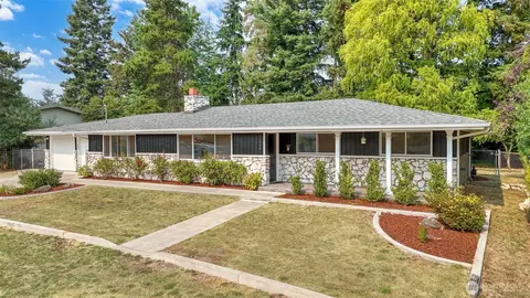 11404 SE 180th Pl, Renton, WA 98055