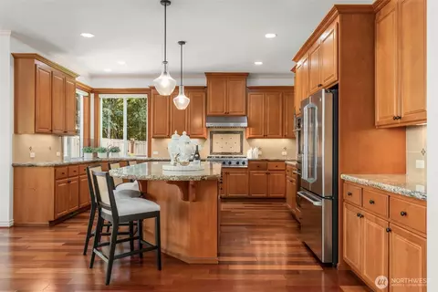 Kitchen - 2022 240th Pl SE, Bothell, WA 98021 photo 4 of 4