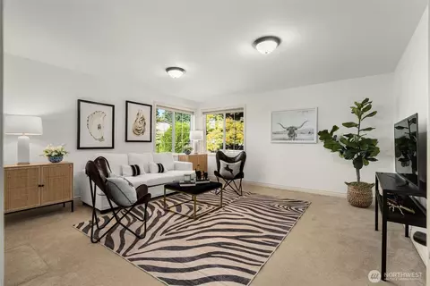 Living - 2022 240th Pl SE, Bothell, WA 98021 photo 4 of 4
