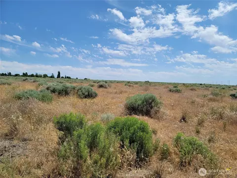 0 Parcel Apt 061146000- Nna 6th St W, Warden, WA 98857