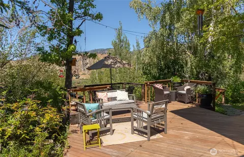6879 Stine Hill Rd, Cashmere, WA 98815