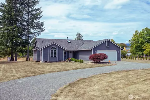 10525 Tracie Ct SW, Olympia, WA 98512