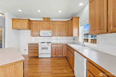 14715 146th Ave E, Orting, WA 98360 photo 7