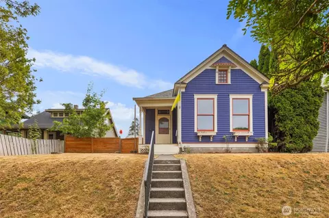 820 N Prospect St, Tacoma, WA 98406