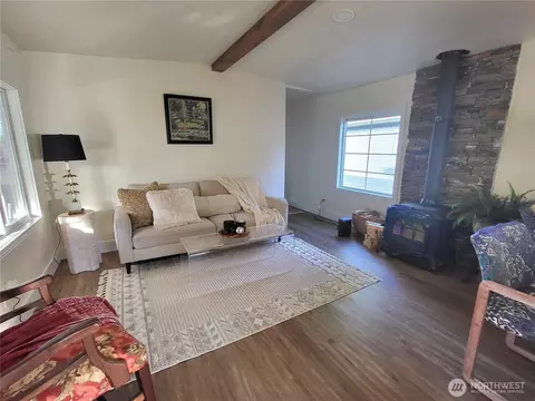 7701 Hardeson Rd #70, Everett, WA 98203 photo 2