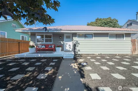 856 Kittitas St, Wenatchee, WA 98801