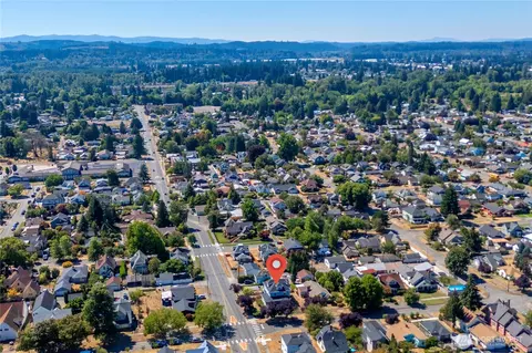 703 E St, Centralia, WA 98531 photo 37