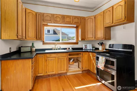 703 E St, Centralia, WA 98531 photo 13