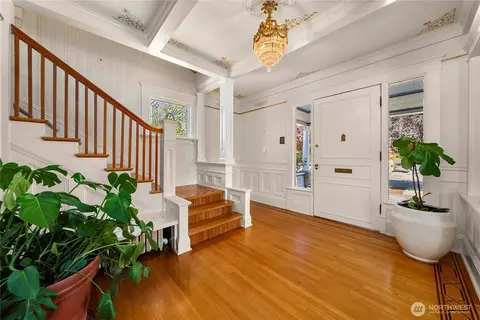 703 E St, Centralia, WA 98531 photo 2