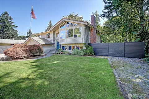 2005 252nd St NW, Stanwood, WA 98292