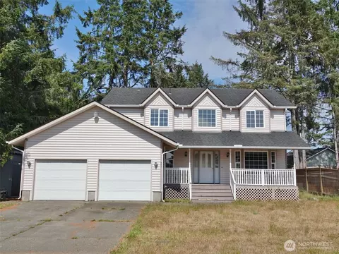 492 Quinault Ave SE, Ocean Shores, WA 98569