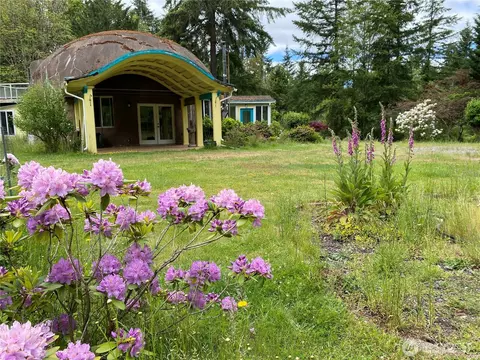 14831 Rainier View Dr SE, Yelm, WA 98597