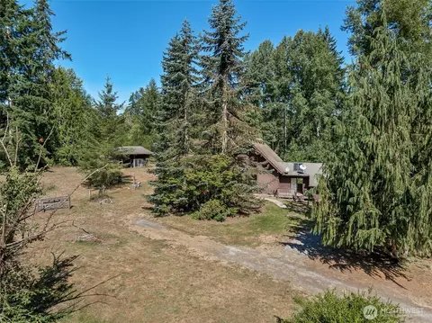 Exterior - 39609 188th Ave SE, Enumclaw, WA 98022 photo 7 of 9