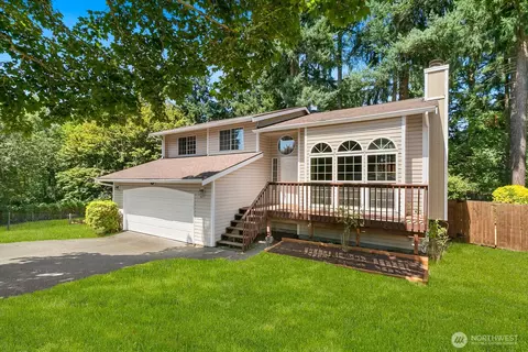 4272 SW 337th Pl, Federal Way, WA 98023