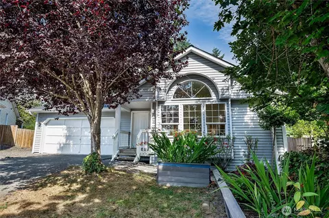 727 145th Pl SW, Lynnwood, WA 98087