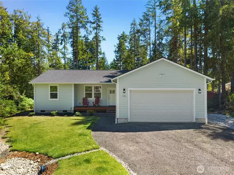 530 E Aycliffe Dr, Shelton, WA 98584