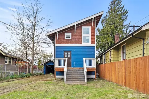 7007 48th Ave S, Seattle, WA 98118