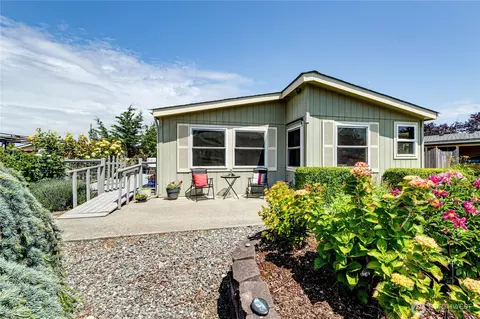 629 N 7th Ave, Sequim, WA 98382 photo 4
