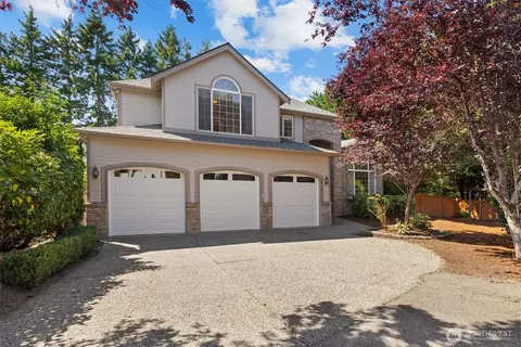 13116 NE 117th St, Kirkland, WA 98034