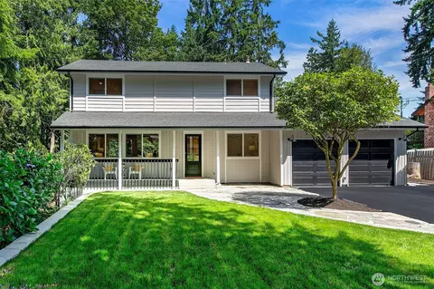 8215 184th St SW, Edmonds, WA 98026