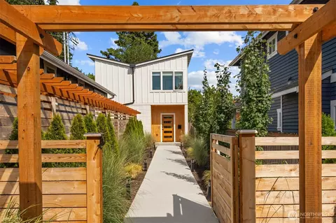 7312 18th Ave NW, Seattle, WA 98117