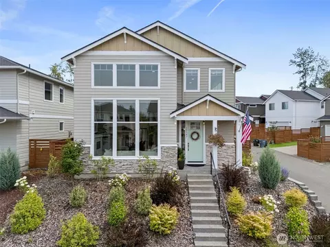 15143 Tyee Dr, Bonney Lake, WA 98391