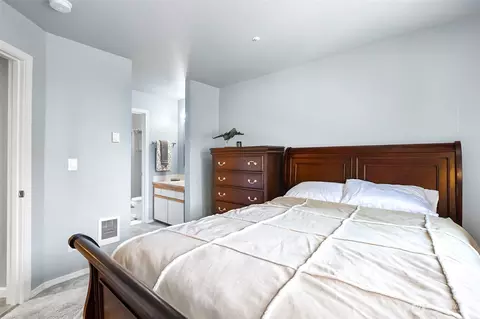 Bedroom - 9727 18th Ave W #B202, Everett, WA 98204 photo 2 of 2
