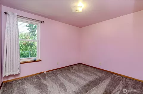 Bedroom - 16632 35th Ave S, Seatac, WA 98188 photo 4 of 4