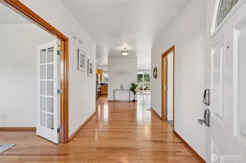 7424 Upper Ridge Rd, Everett, WA 98203 photo 3