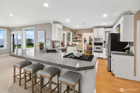 Kitchen - 3621 Shore Ave, Everett, WA 98203 photo 3 of 3