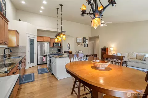 121 Petal Ln, Sequim, WA 98382 photo 17