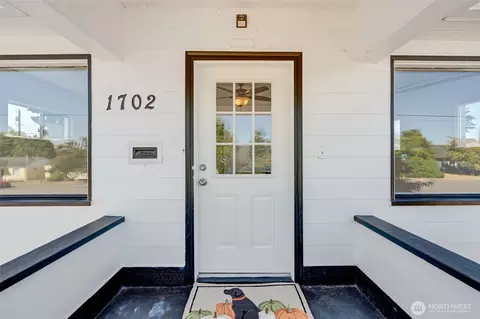 1702 Cedar St #A, Everett, WA 98201 photo 5