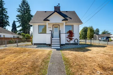 1702 Cedar St #A, Everett, WA 98201