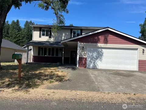 Exterior - 911 SW Front St, Winlock, WA 98596 photo 2 of 5