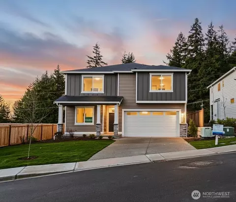 17529 NE Midnight Sun Loop, Poulsbo, WA 98370