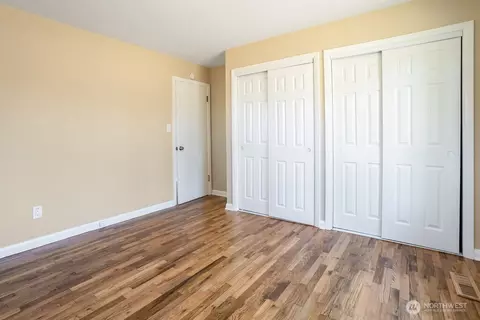Bedroom - 3338 Pine St, Longview, WA 98632 photo 2 of 4