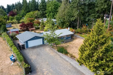 19107 Bonney Lake Blvd E, Bonney Lake, WA 98391