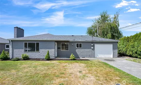 1311 S 16th St, Mount Vernon, WA 98274