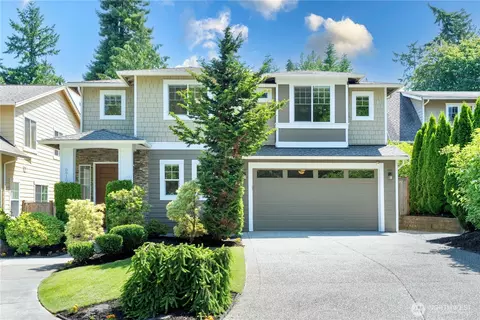 8910 125th Ln NE, Kirkland, WA 98033
