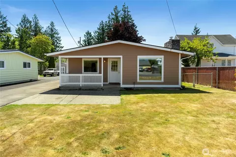 2040 Roosevelt Ave, Enumclaw, WA 98022