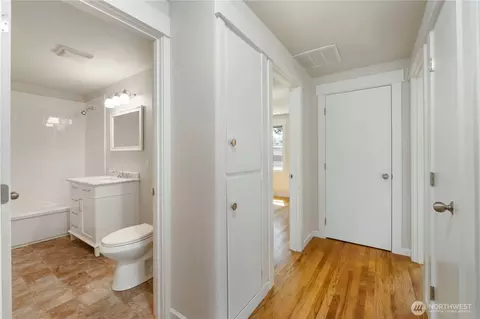 2040 Roosevelt Ave, Enumclaw, WA 98022 photo 17