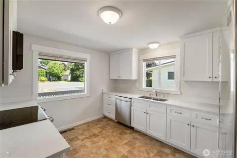 2040 Roosevelt Ave, Enumclaw, WA 98022 photo 11