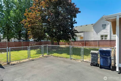 2040 Roosevelt Ave, Enumclaw, WA 98022 photo 28